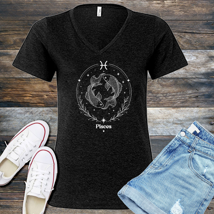 Pisces Starstruck V-Neck's Image